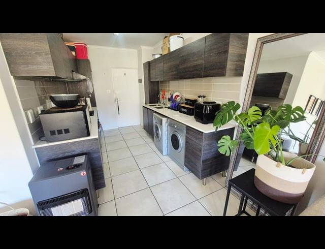 1 BEDROOM TOWNHOUSE FOR SALE IN OAKDENE